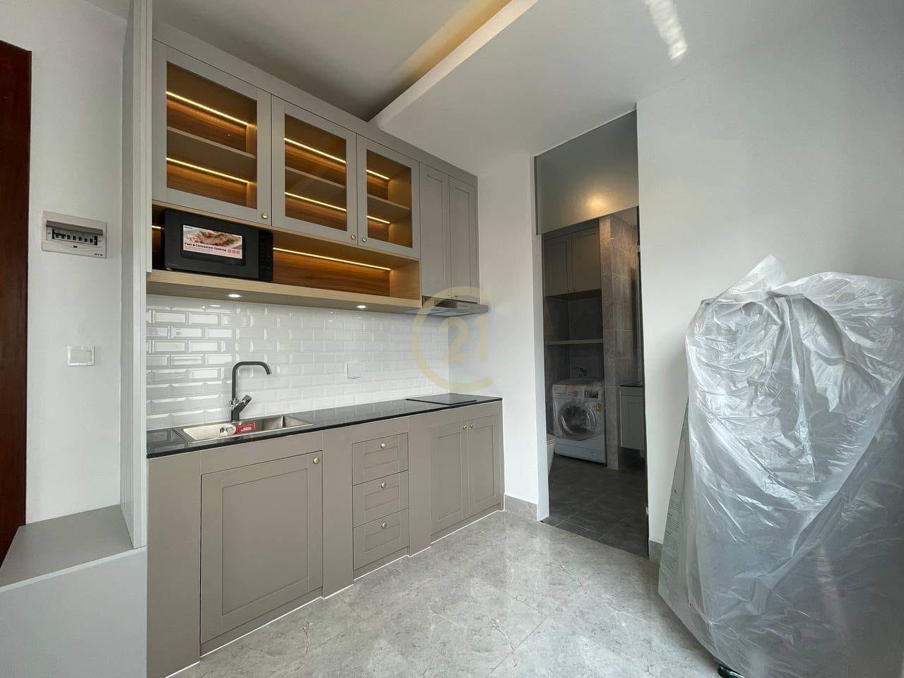 Brand New Studio Apt for rent at Tonle Bassac