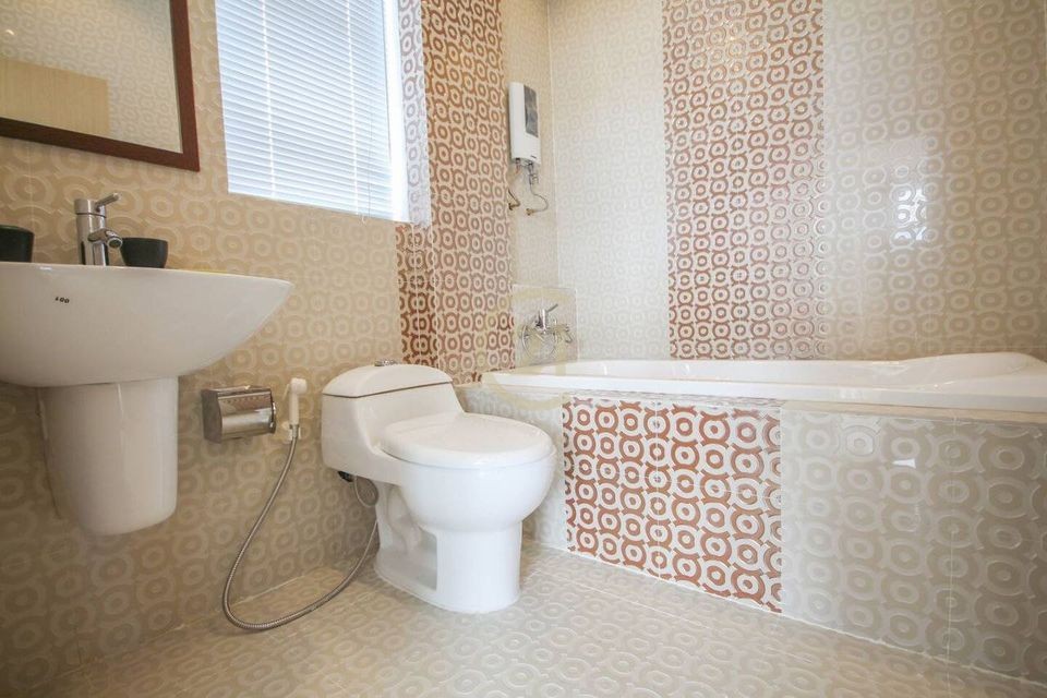 SPECIOUS TWO BEDROOM FOR RENT