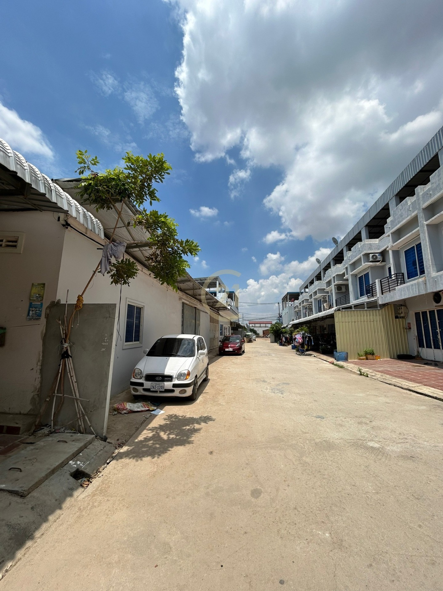 Flat House For Sale At Chaom Chau