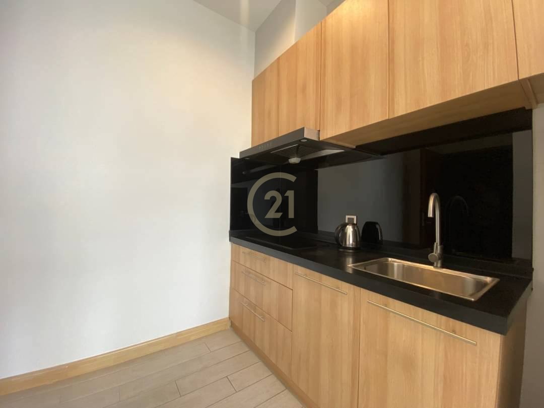 Brand new one bedroom for rent at BKK1