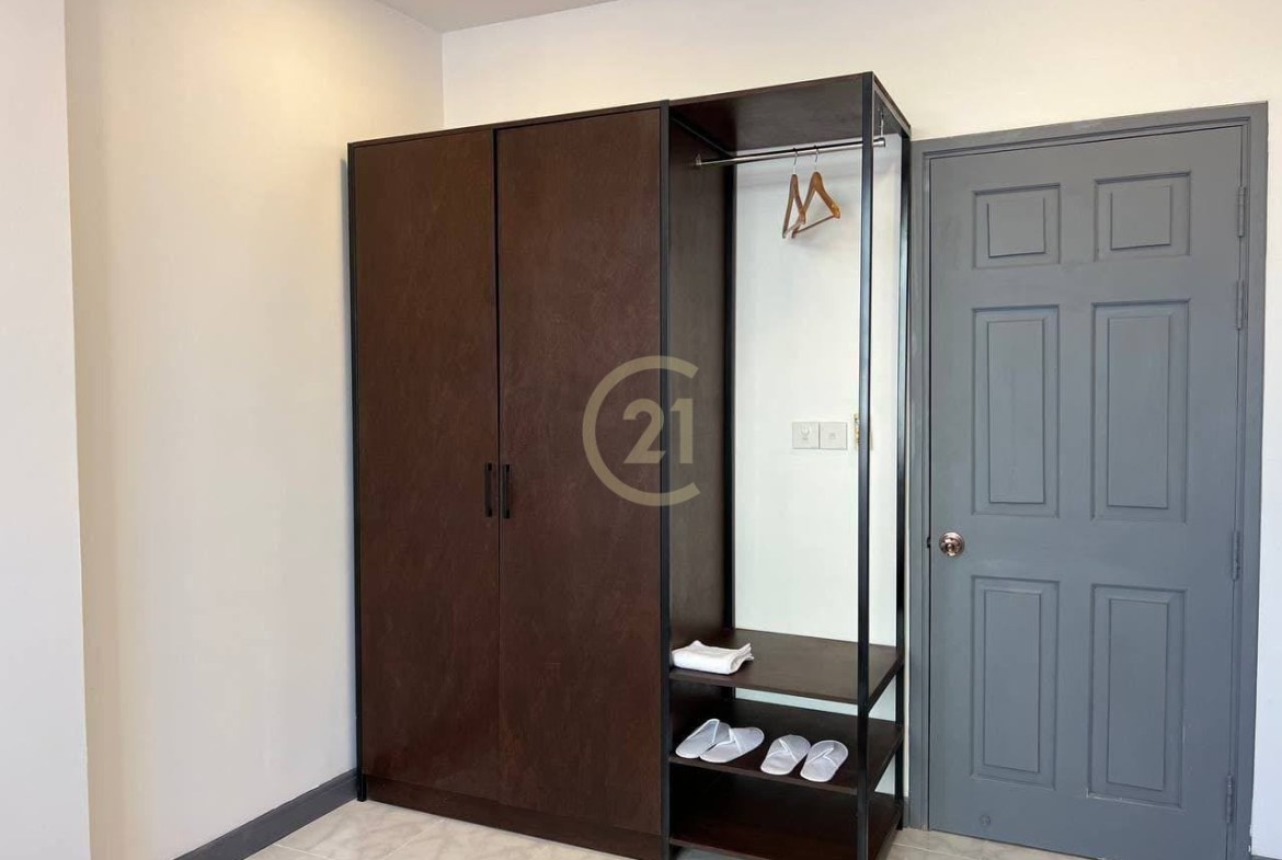 Two bedroom for rent at BKK1
