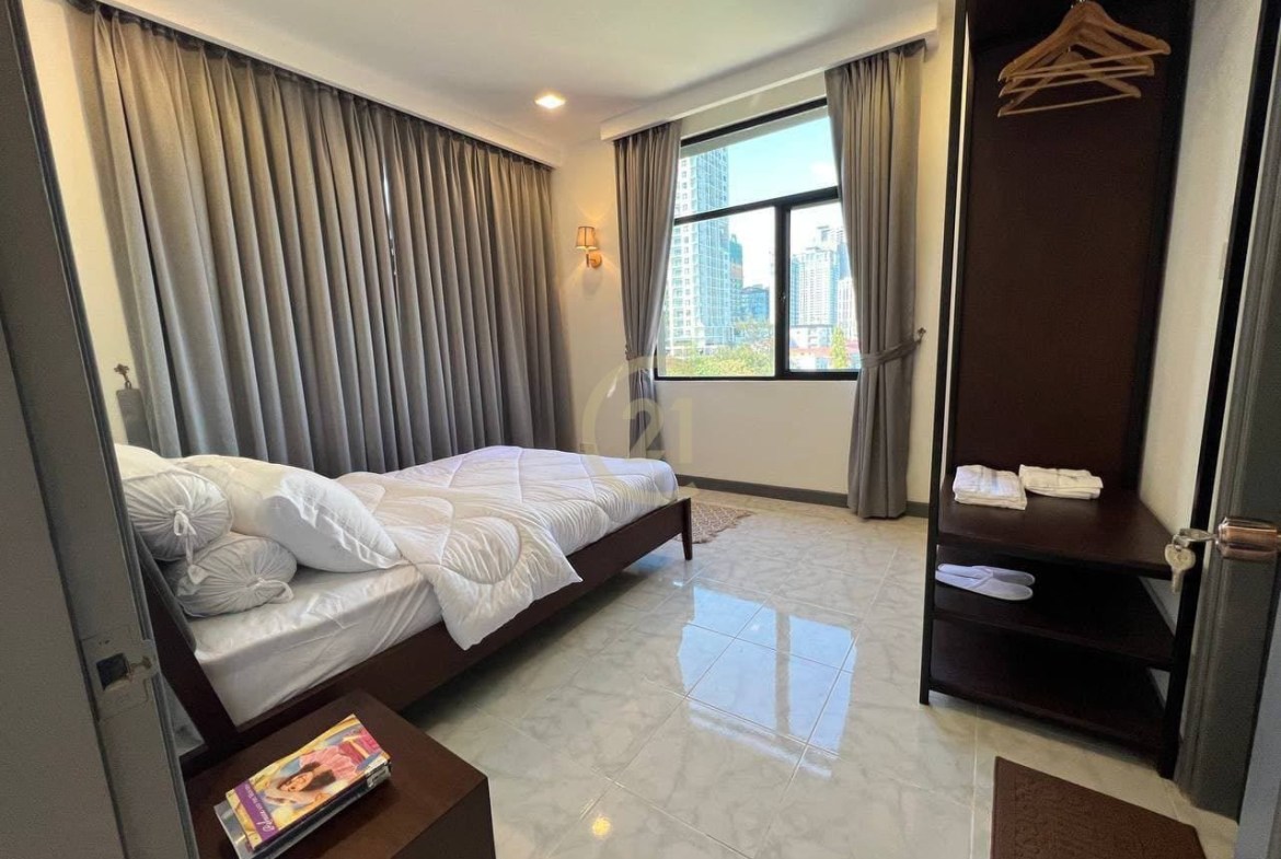 Two bedroom for rent at BKK1