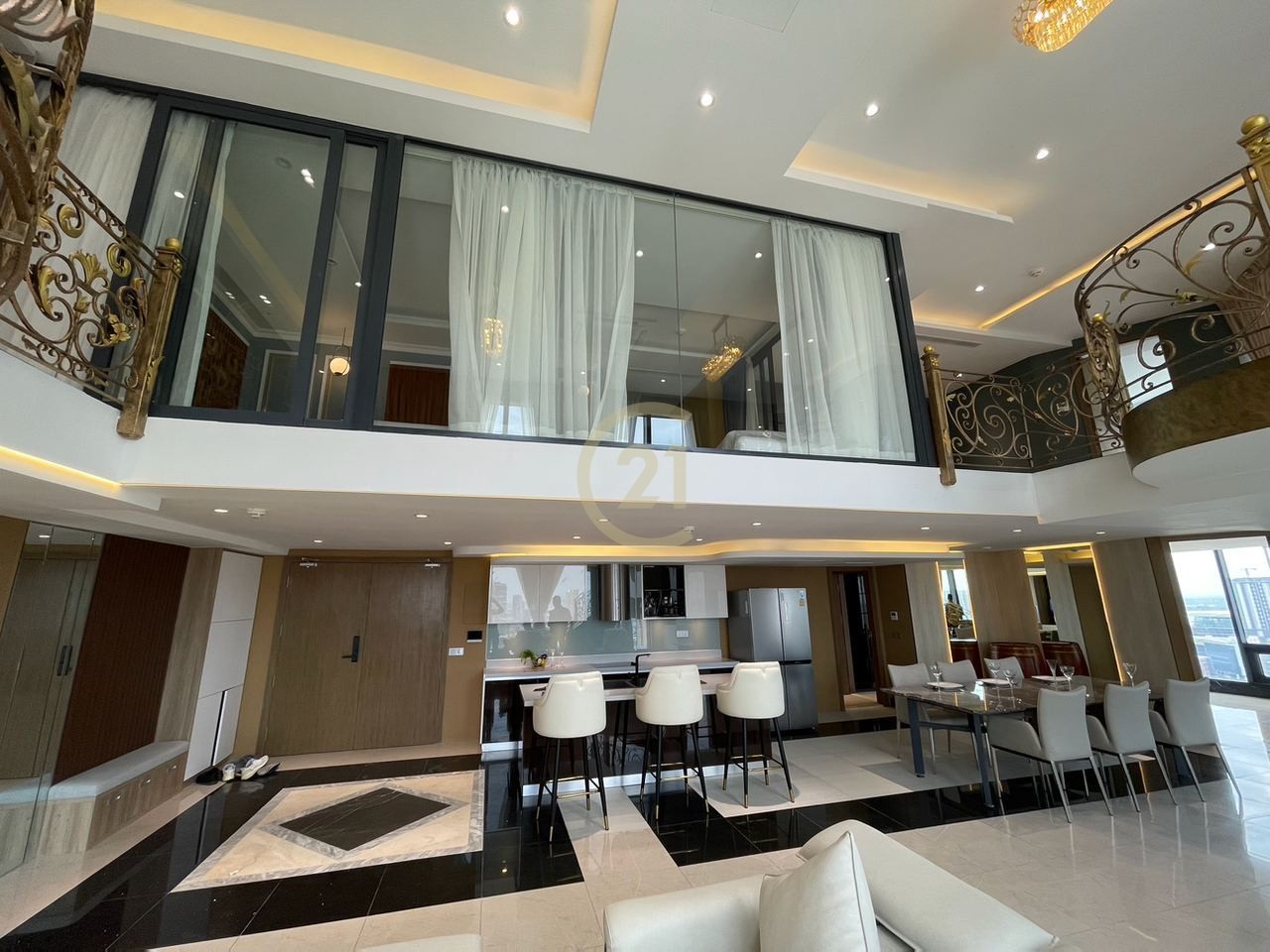 Penthouse 4 bedroom for rent at Aeon1 Supermarket