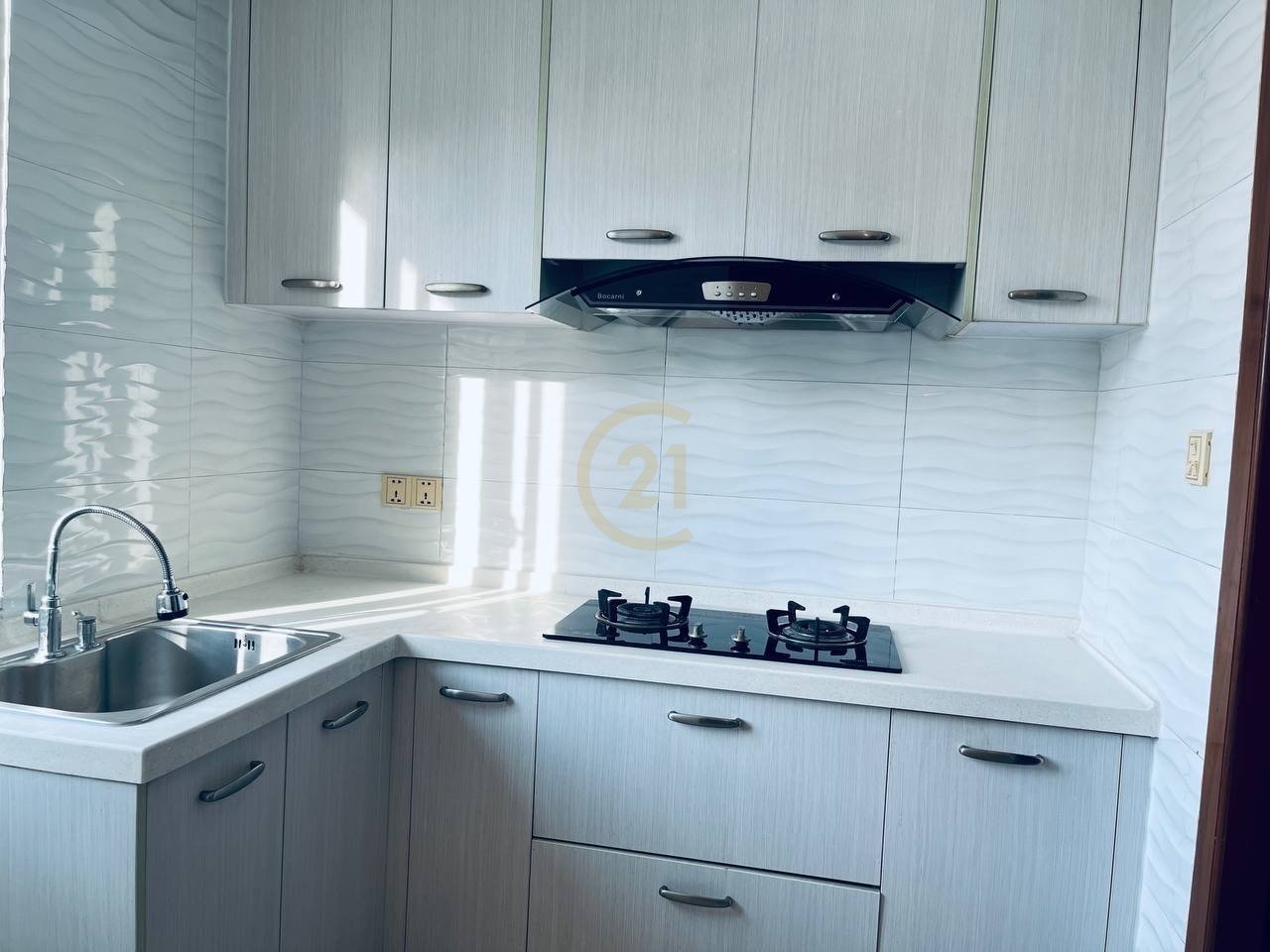 2 bedroom for rent at Russian market