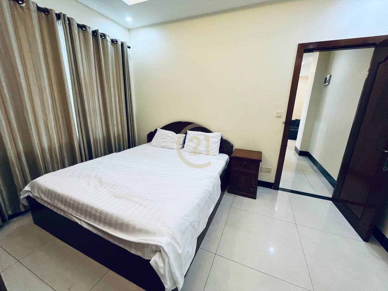 2 bedroom for rent at Russian market