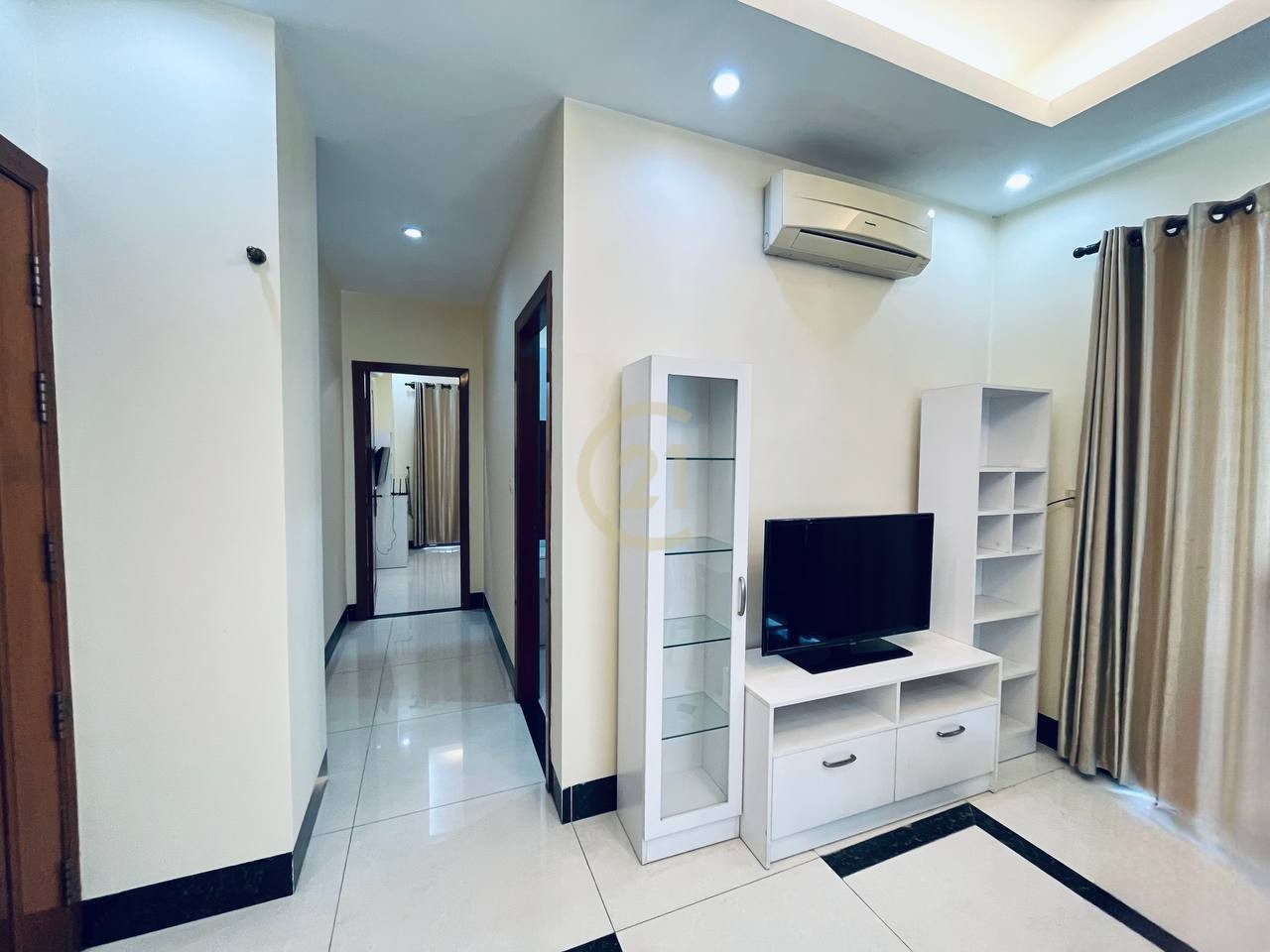 2 bedroom for rent at Russian market