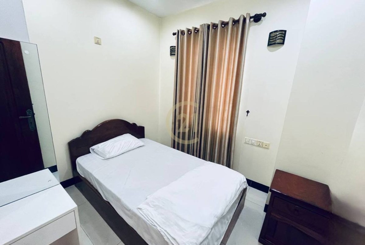 2 bedroom for rent at Russian market