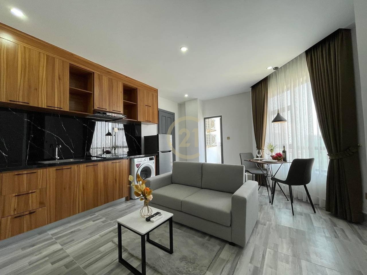 Luxury One bedroom for rent near Russian market