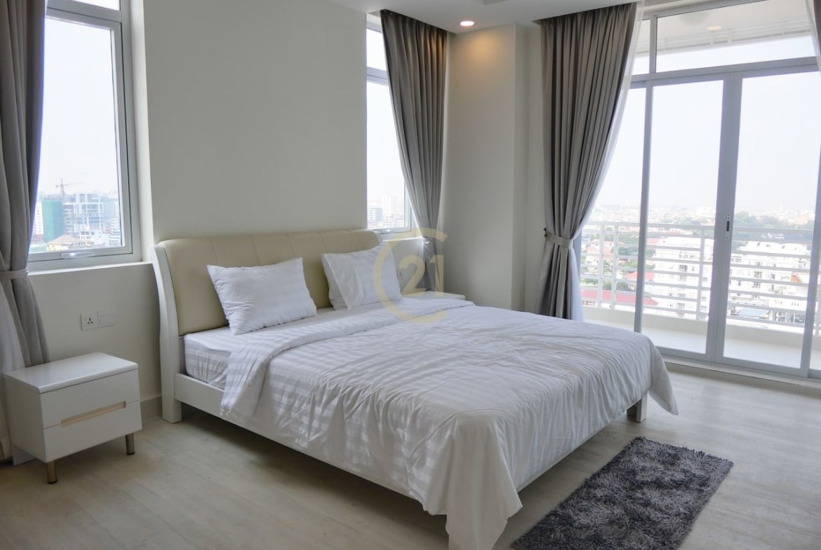 Penthouse 3 Bedroom for rent at Aeon1 supermarket