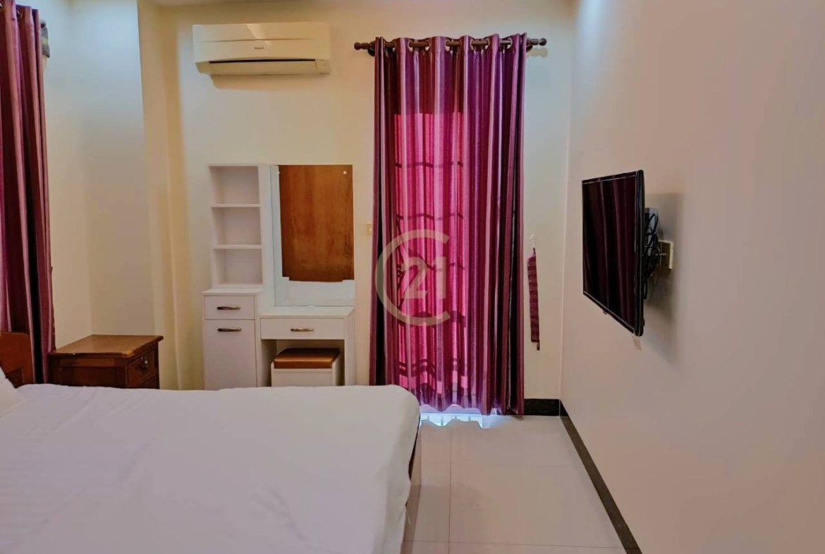 1 Bedroom for rent at Russian market