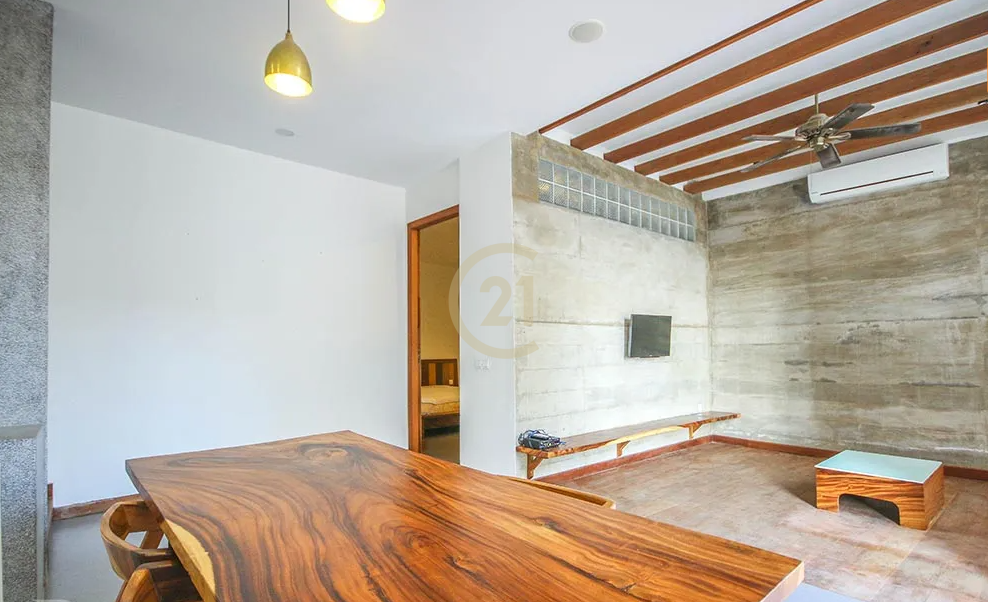 Nice Renovated 02BR for rent at BKK1