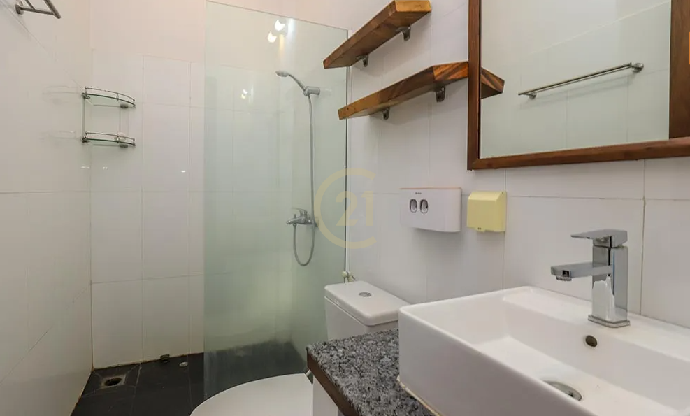Nice Renovated 01BR for rent at BKK3