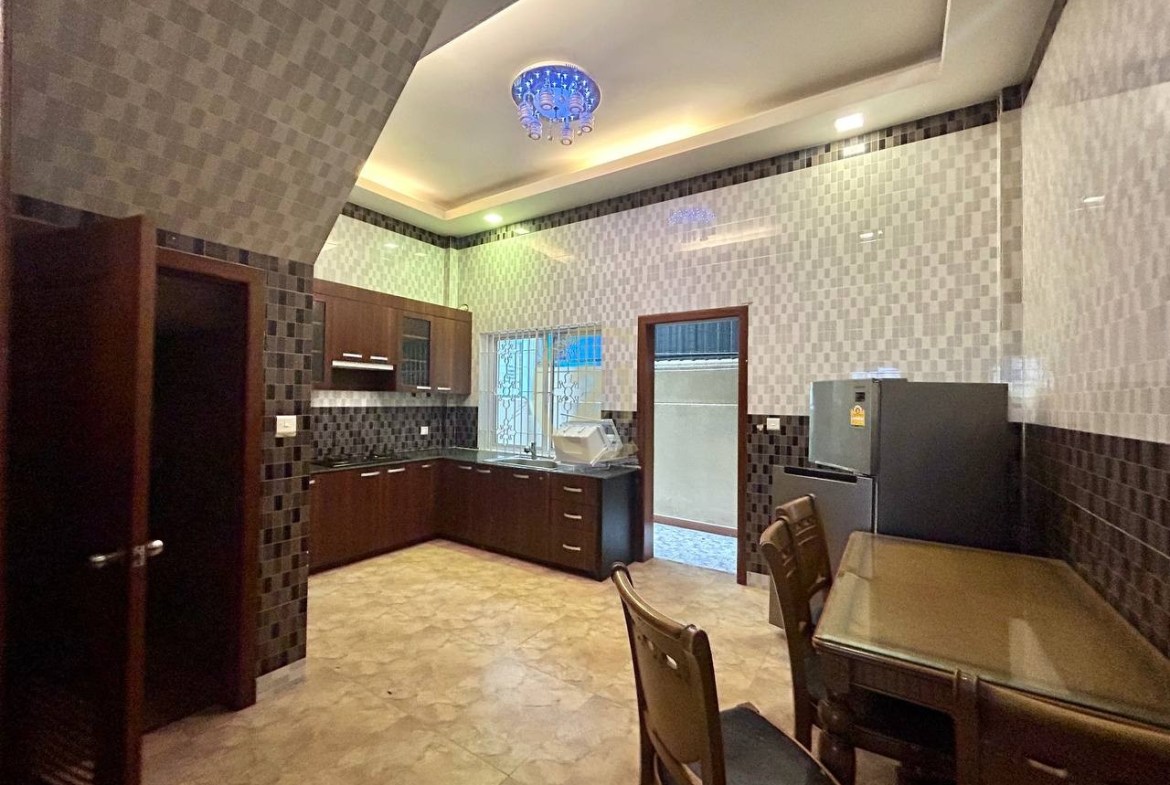 House For Rent At Psar Derm Thkov