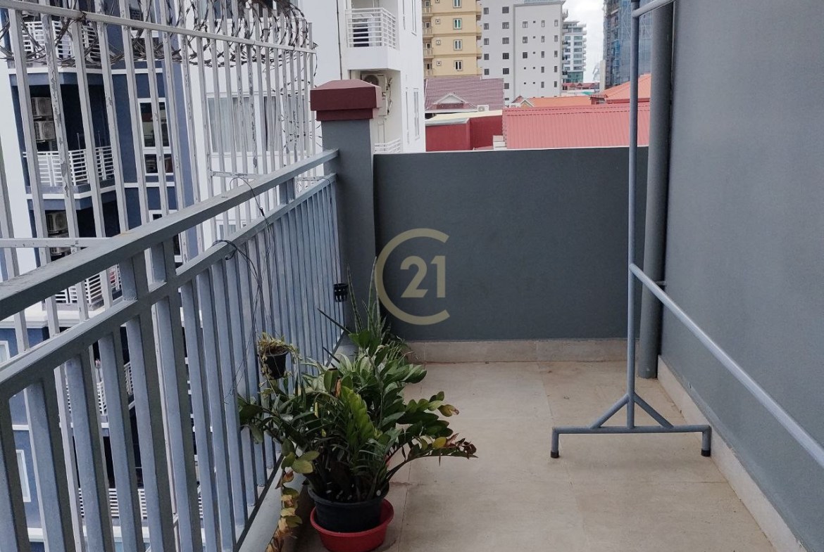 2 Bedroom For Rent At Toul Tompung
