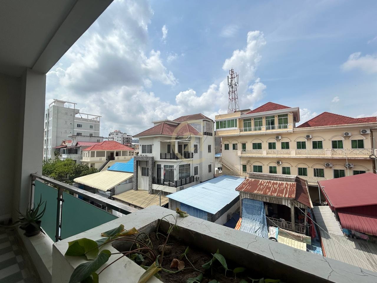 Specious 2 Bedroom for rent at TTP