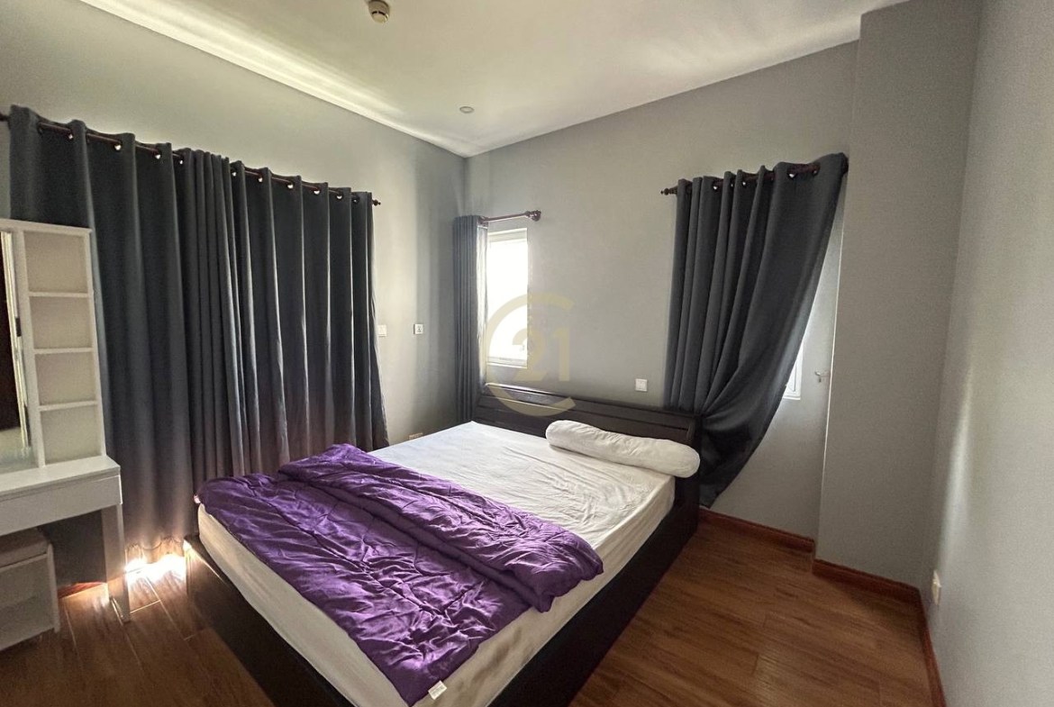 2 Bedroom For Rent At Psar Derm Thkov