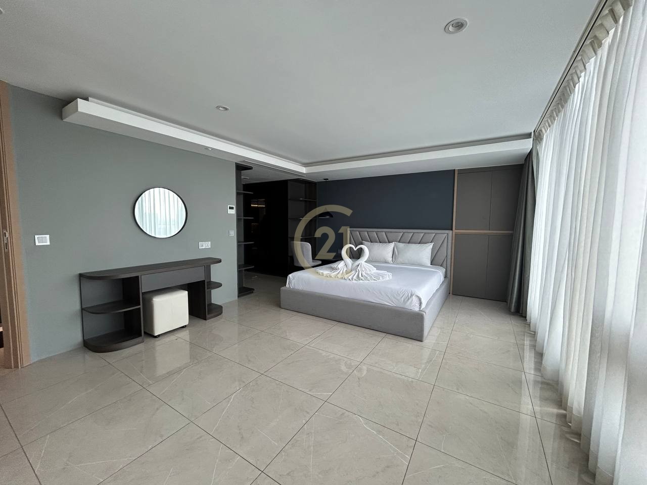 4 Bedroom For Rent At Tonle Bassac