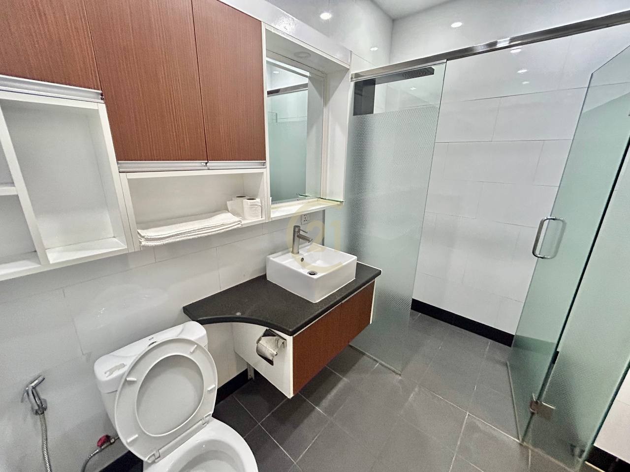 1 Bedroom For Rent At Psar Derm Thkov