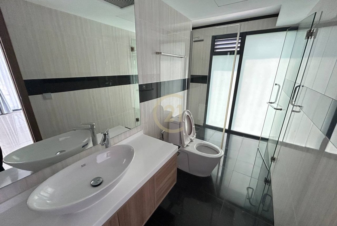 4 Bedroom For Rent At Tonle Bassac
