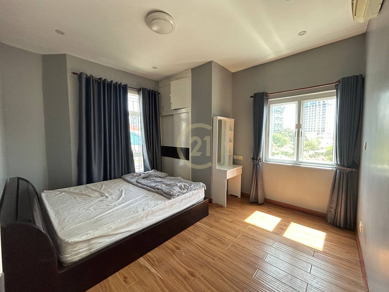 2 Bedroom For Rent At Psar Derm Thkov