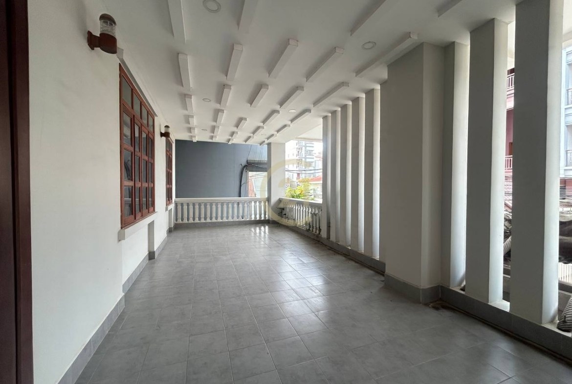 Office Space For Rent At Toul Tompung