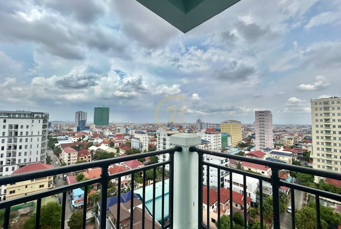 Pent House For Rent At Psar Derm Thkov