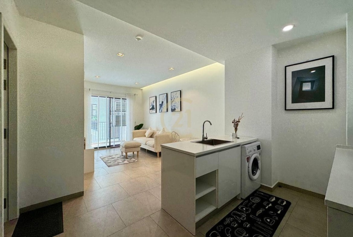 Nice 2 Bed Condo for rent at Mean Chey