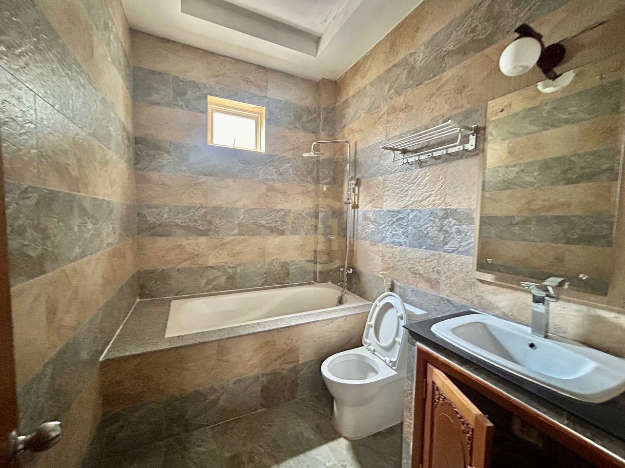 House For Rent At Psar Derm Thkov