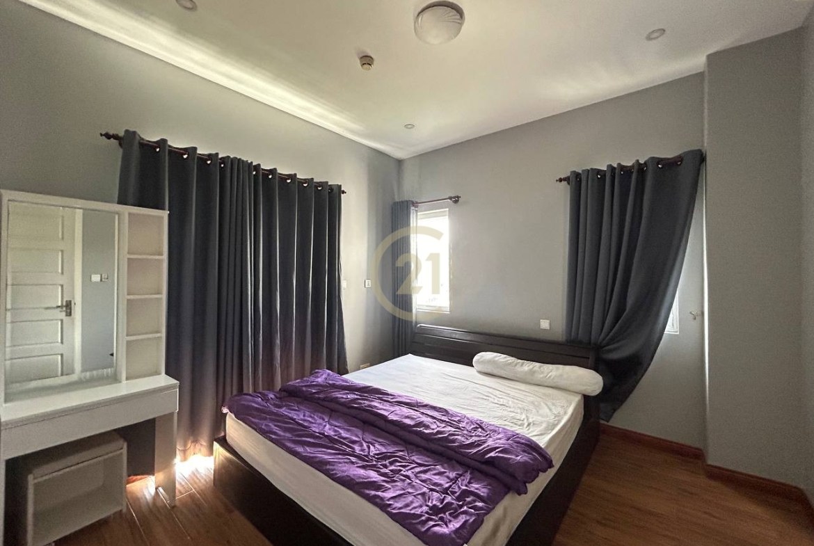2 Bedroom For Rent At Psar Derm Thkov