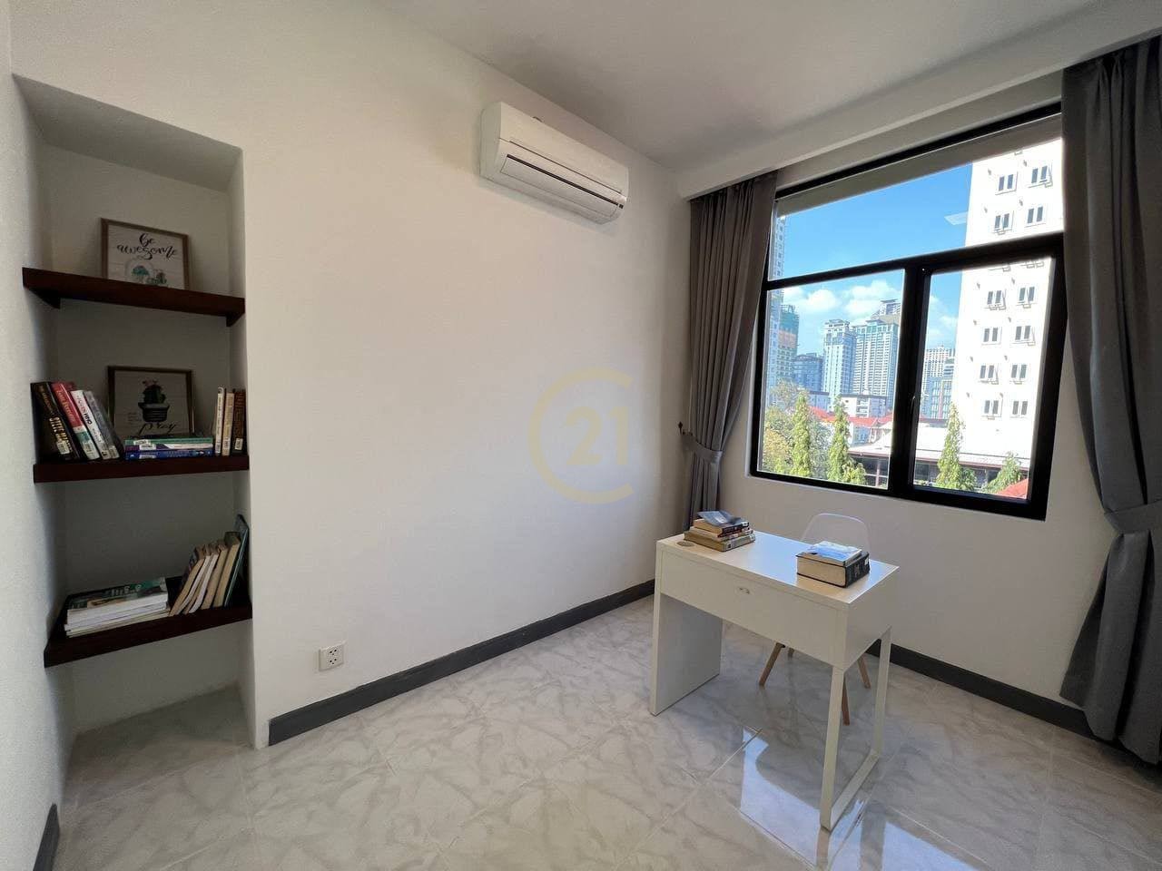 WESTERN TWO BEDROOM FOR RENT
