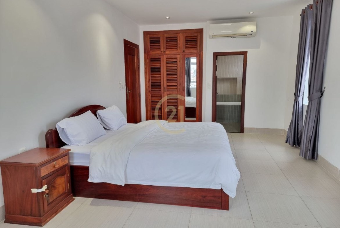 1 Bedroom Apartment For Rent At Toul Tom Pong