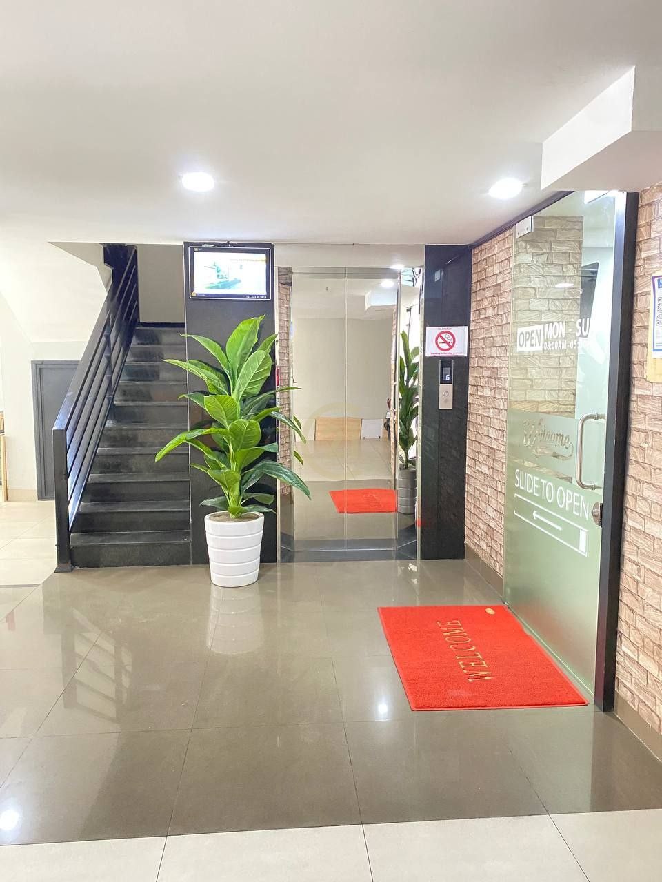 Good Price Studio room for rent at TTP