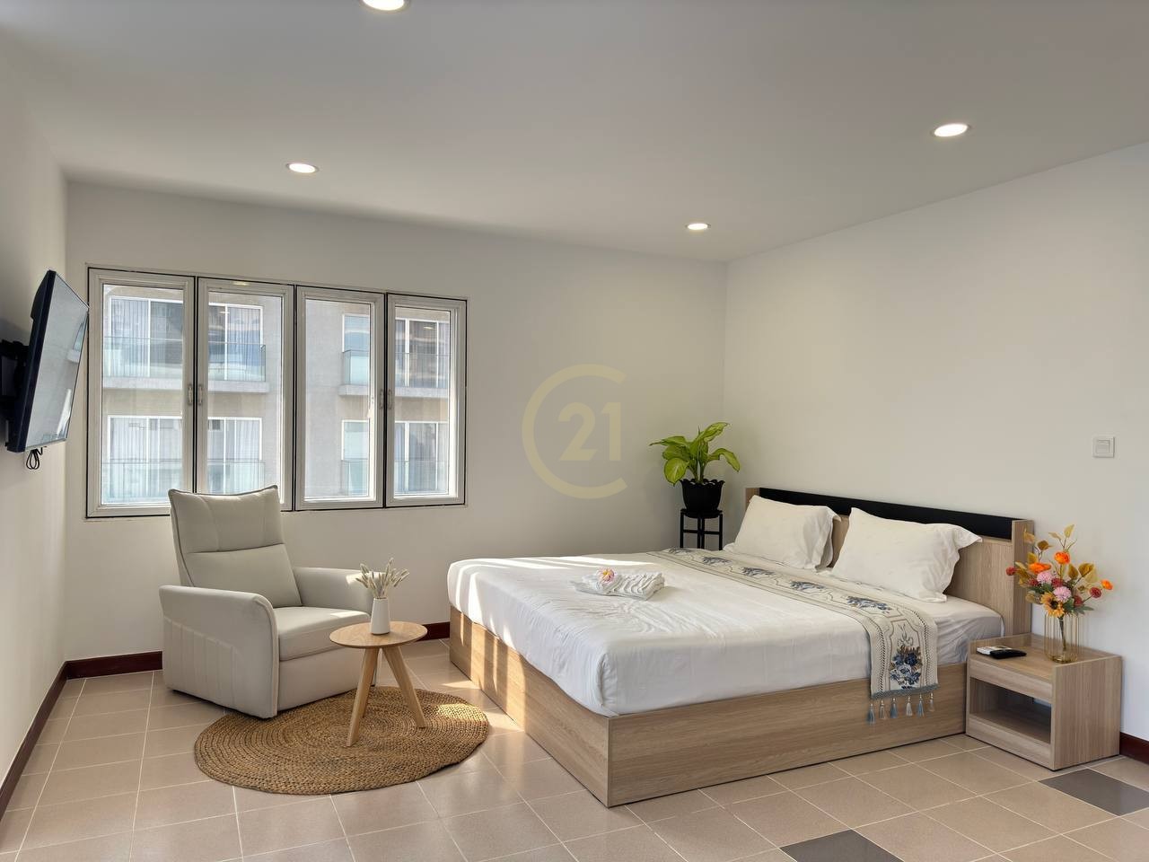 Modern Studio room for rent at BKK1