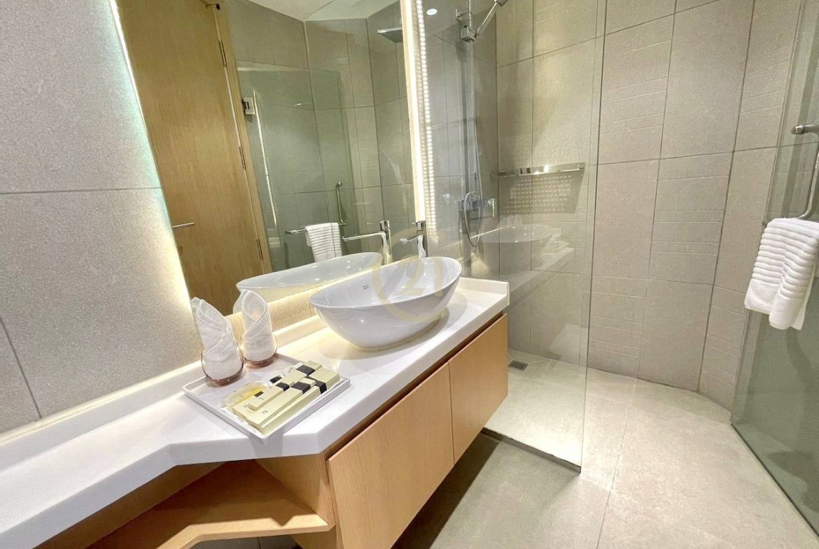 3 Bedroom For Rent At Tonle Bassac