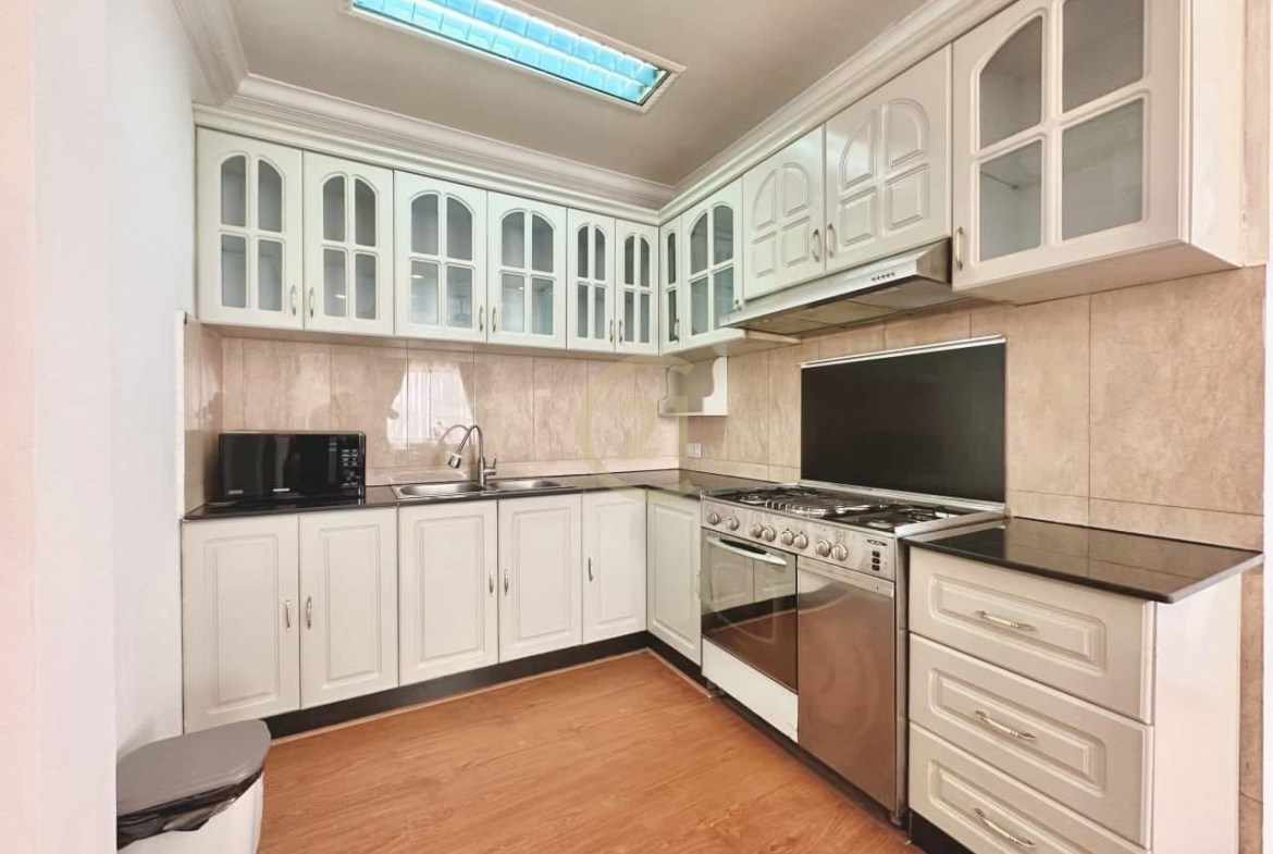 Modern 3Bedroom apartment for rent at BKK1