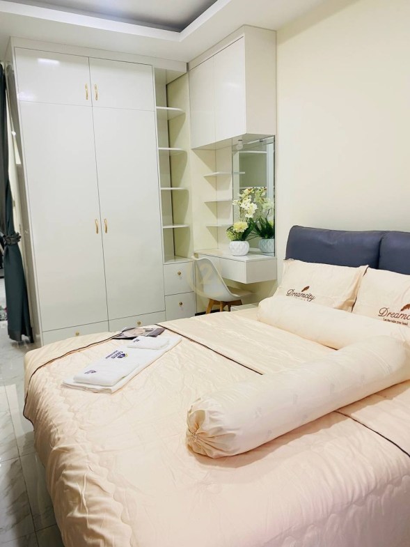 Nice Studio room for rent at St 2004