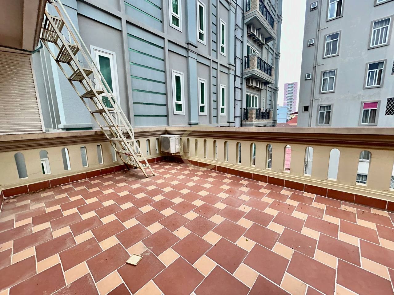 House For Rent At Psar Derm Thkov