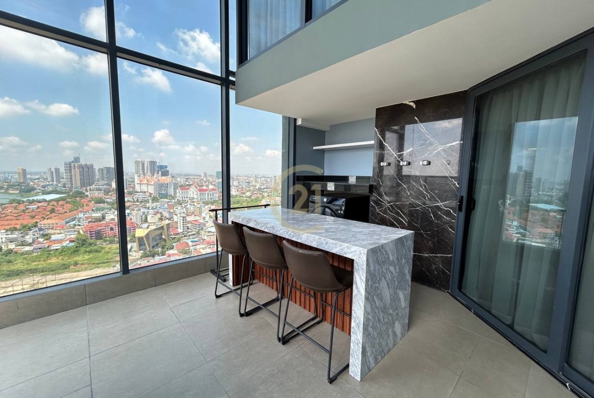 4 Bedroom For Rent At Tonle Bassac