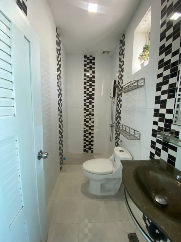 Modern One Bedroom for rent at TTP