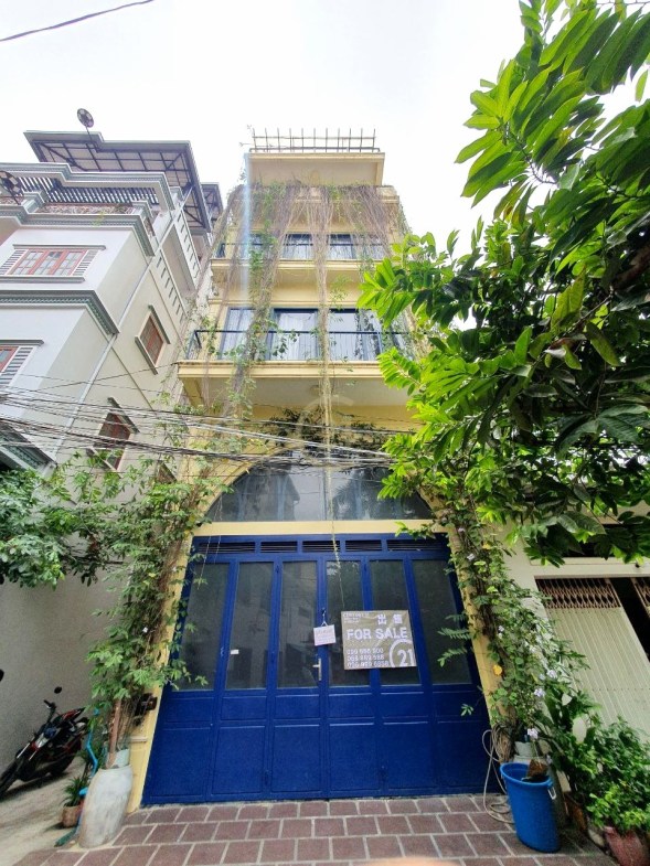 Building For SALE at BKK1