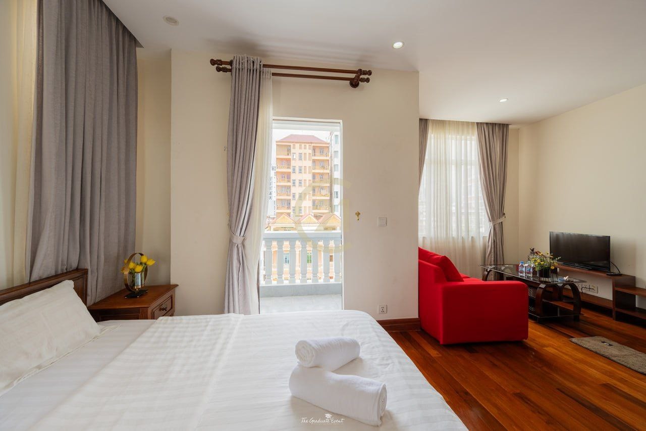Modern 1 Bed Apartment for rent at TTP