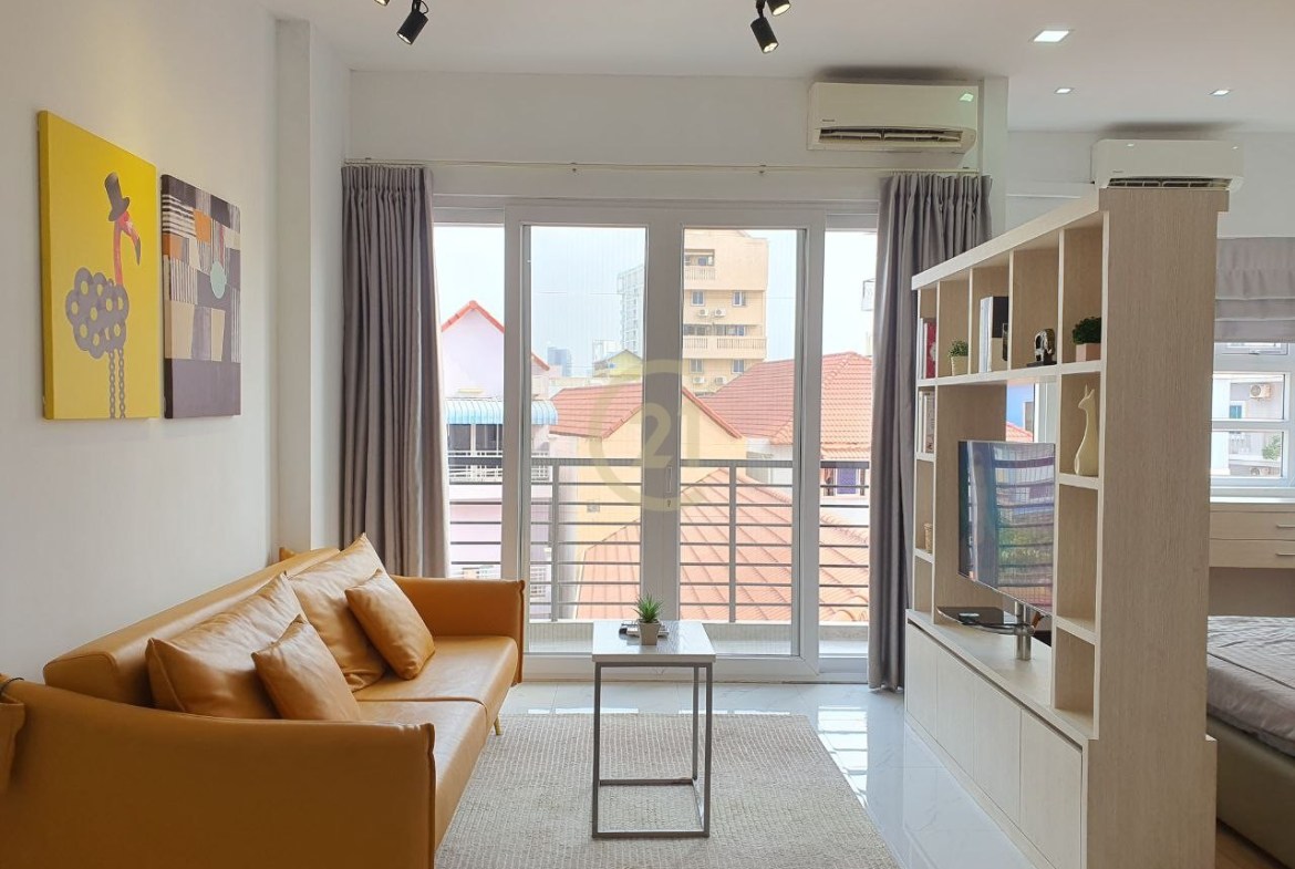 Brand new one bedroom for rent at Beoug Tompon
