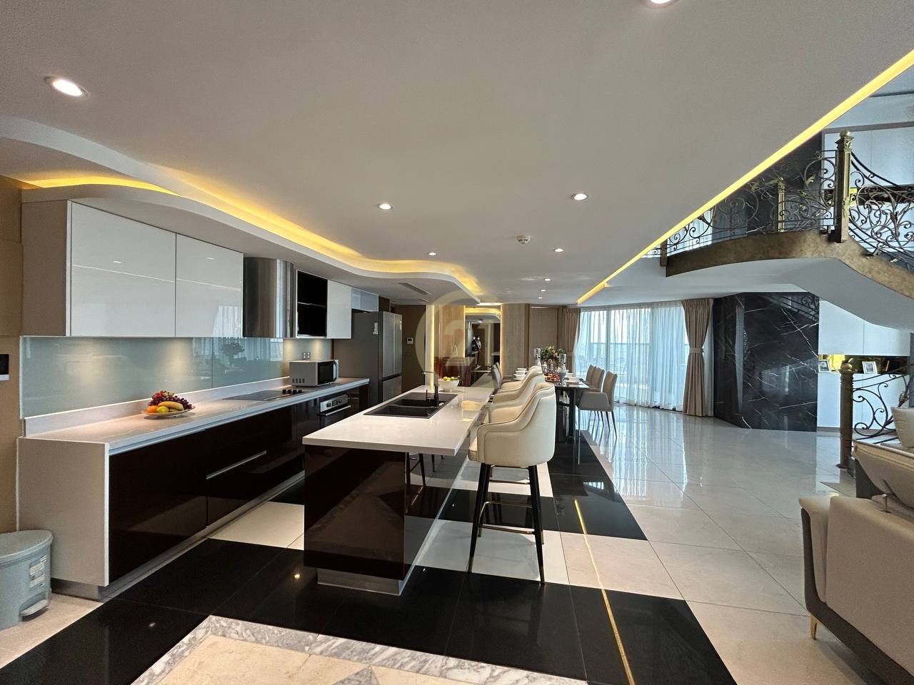 4 Bedroom For Rent At Tonle Bassac
