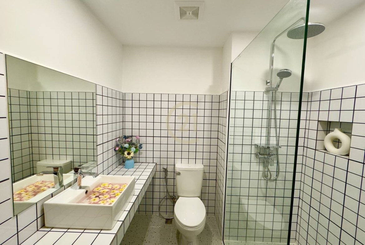 Modern Studio room for rent at BKK1