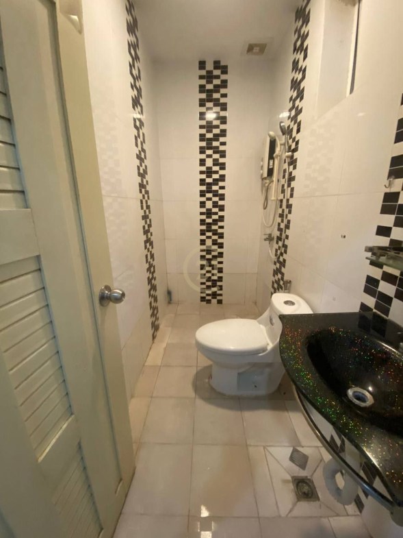 Nice 1 Bed Apartment for rent at TTP