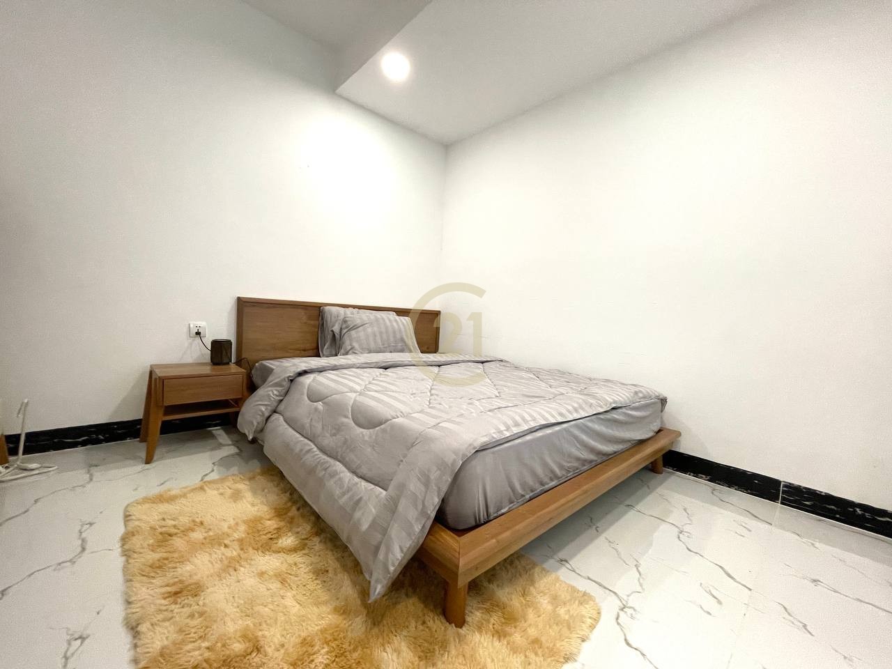 Brand new 01BR for rent at Beoug Tompon