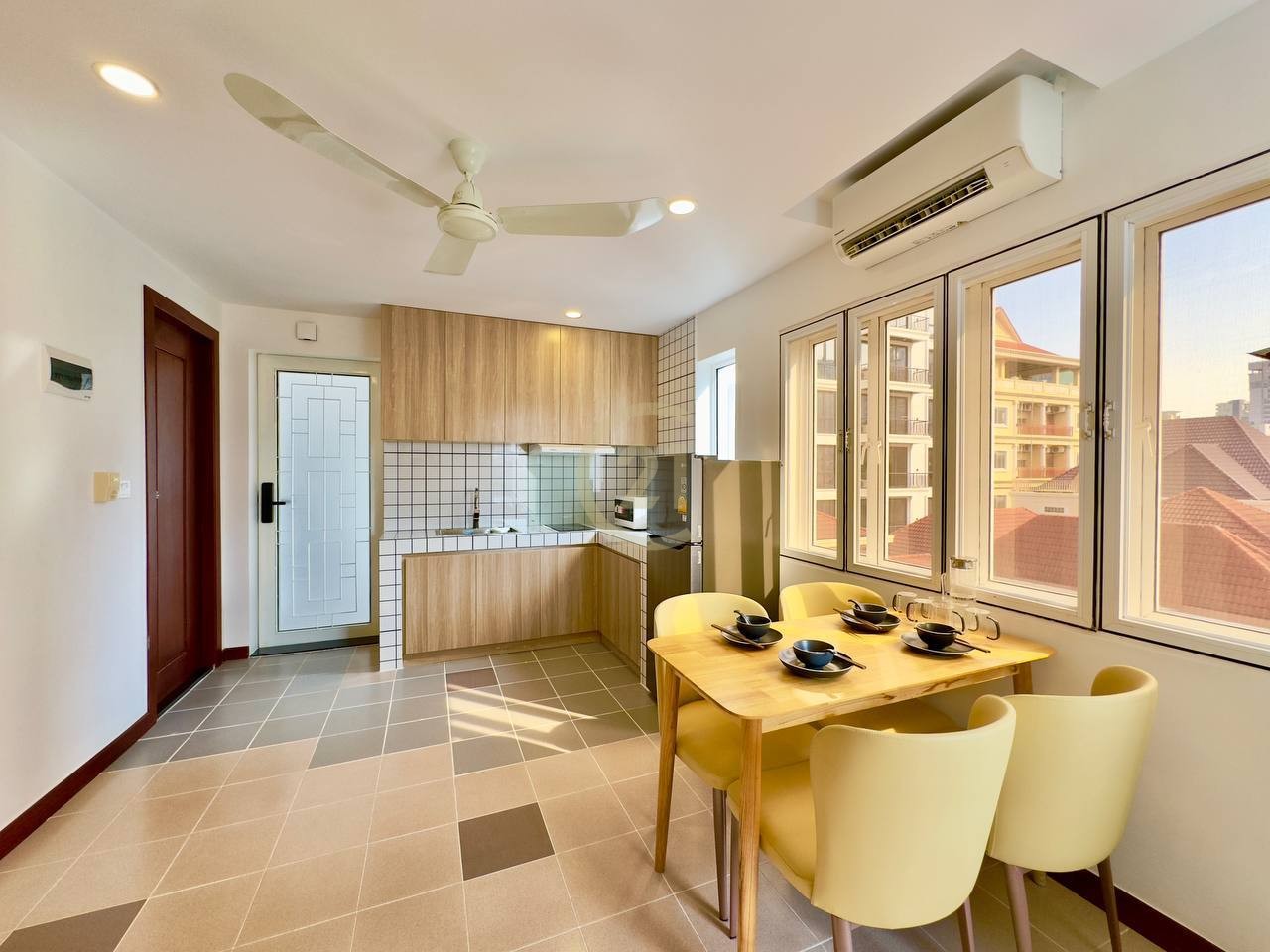 Modern Studio room for rent at BKK1