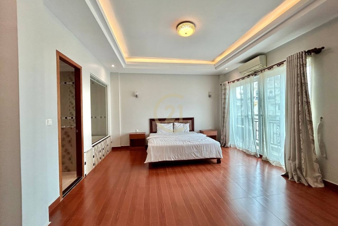 Nice Two Bed for rent at Phsar Daeum Thkov