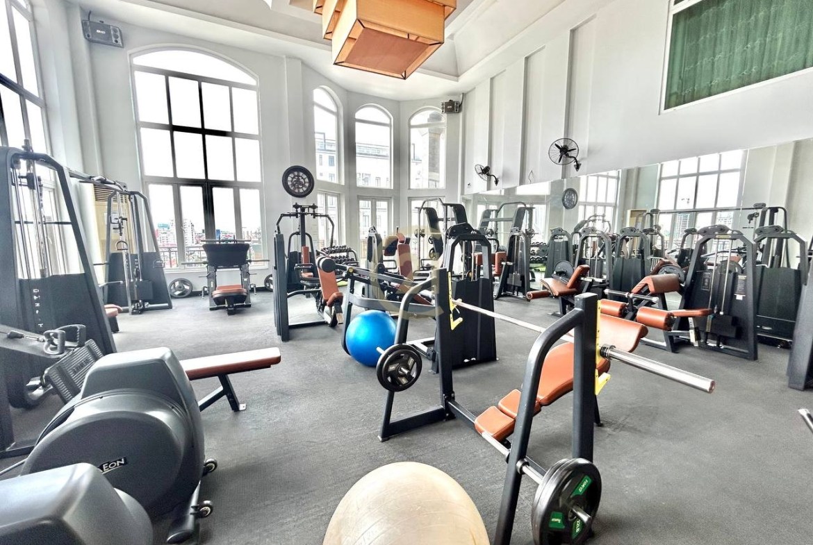 Nice Two Bed for rent at Phsar Daeum Thkov