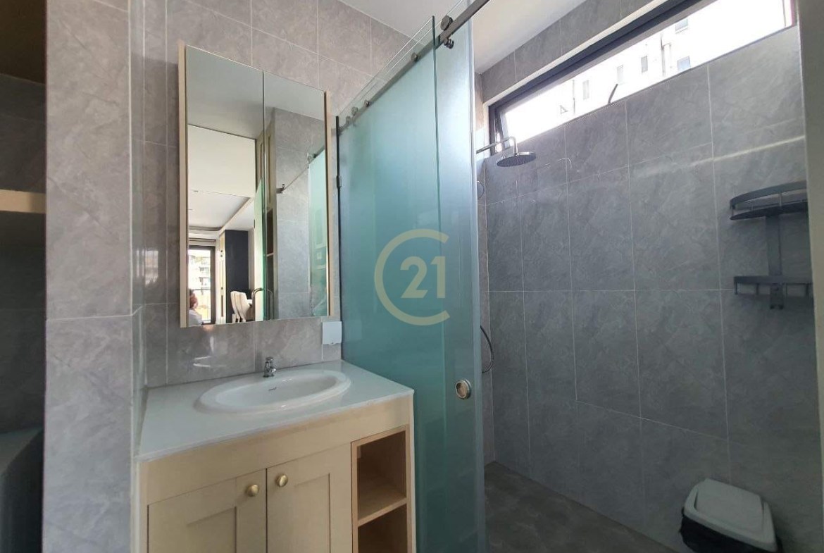 Modern Studio Apt for rent at Tonle Bassac